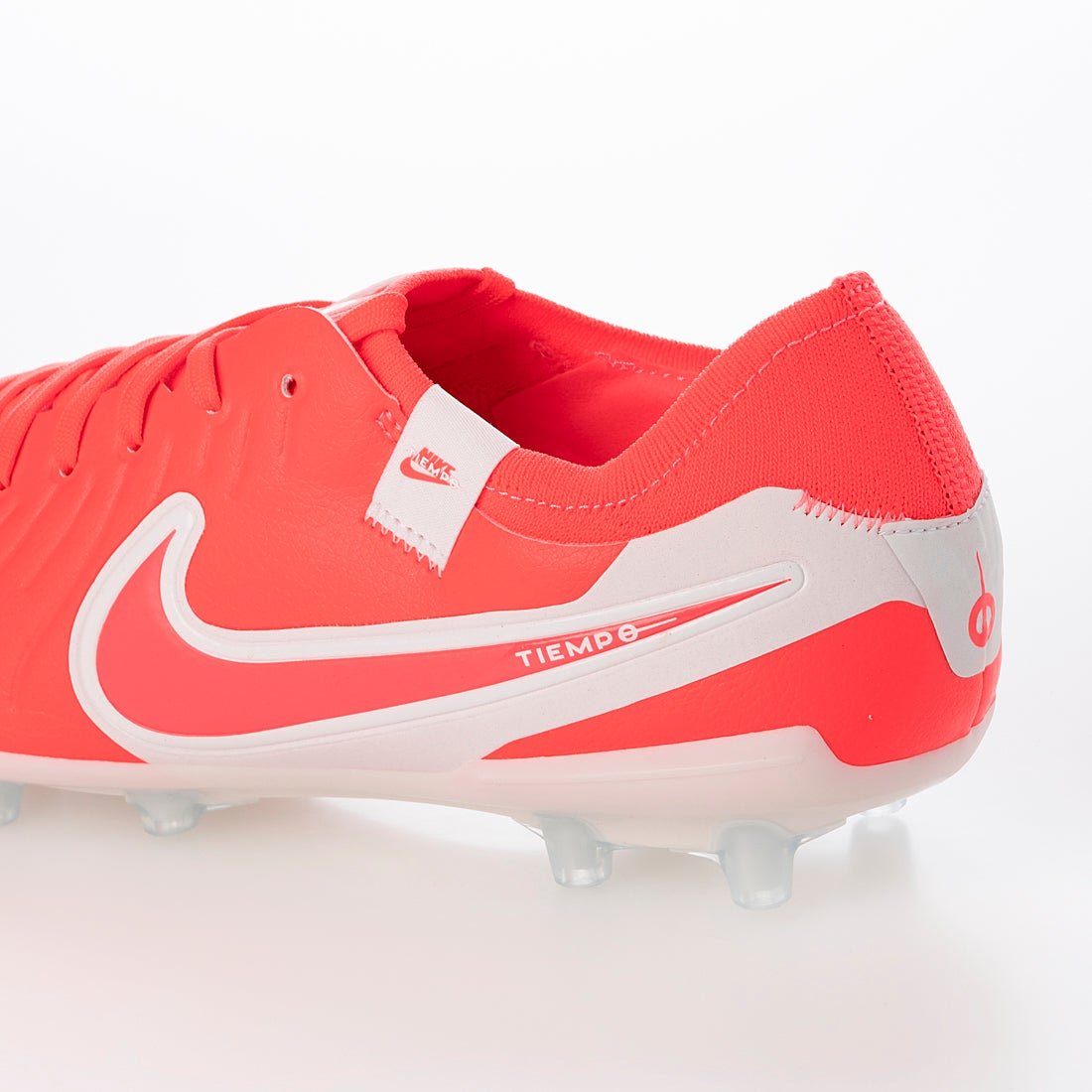 NIKE ナイキ ティエンポ レジェンド 10 プロ AG-PRO(オレンジ×ホワイト