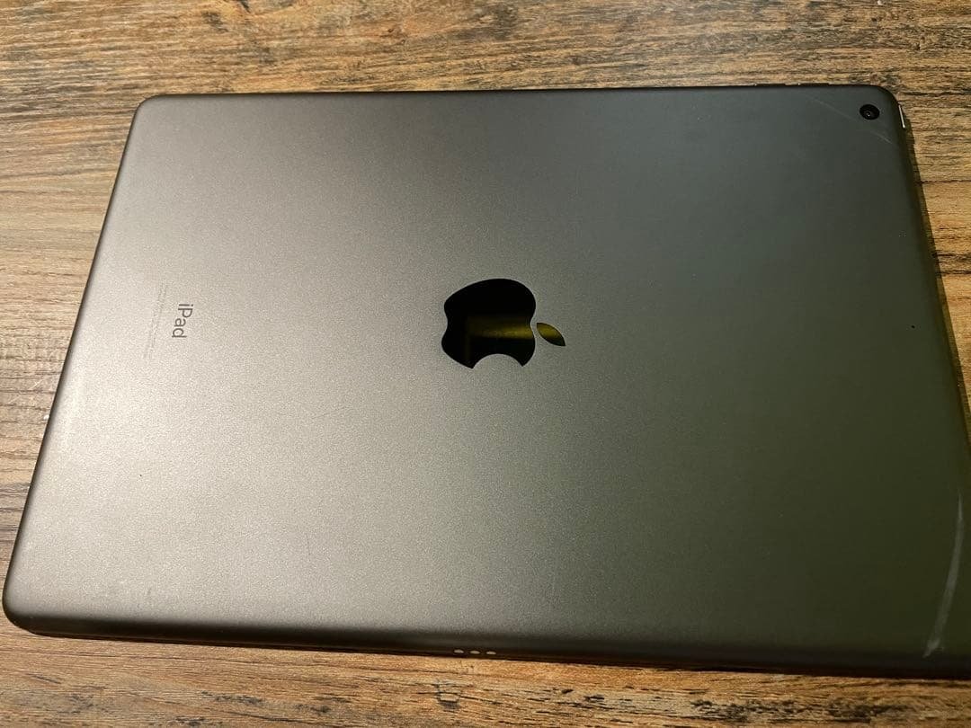 【12/20まで】iPad 第7世代 32GB スペースグレイWi-Fiモデル Amazon.co.jp: 【整備済み品】 Apple iPad (第7世代) Wi-Fi 32GB