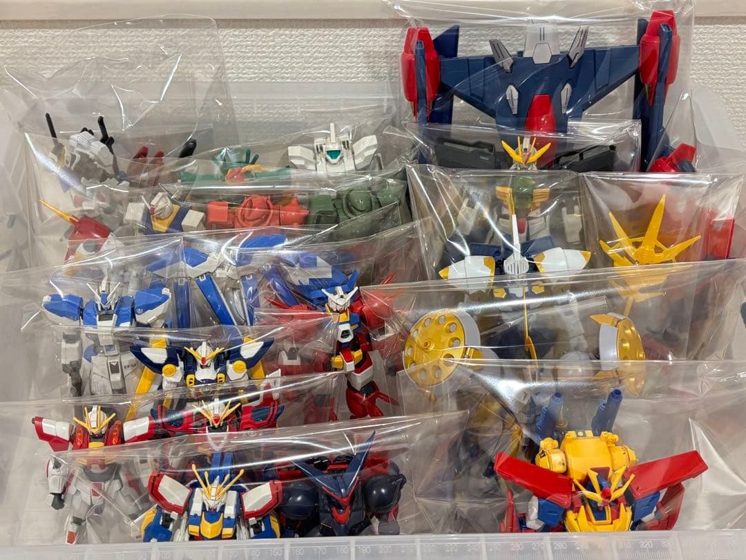 ④大量ジャンクプラモデル HGガンプラ系・トライオン3・Rギャギャ 風雲再起 他 HG ガンプラ マスターガンダム 風雲再起 ジャンク - メルカリ