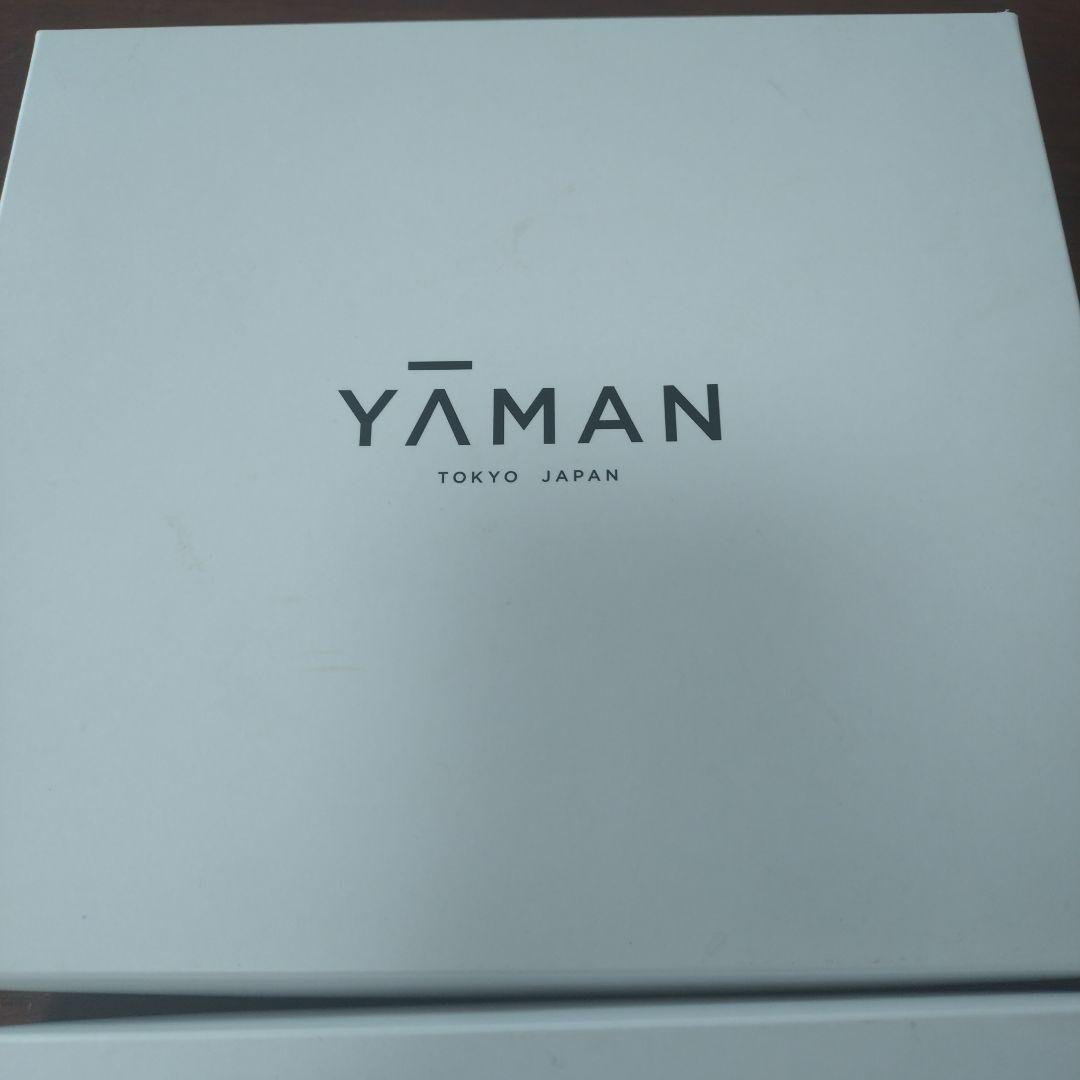 未使用品　メディリフト　EP-14BB EP-14BB Medi Lift（メディリフト） ブラック [EMS美顔器 /国内・海外